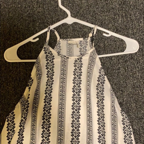 High neck tank top worn once - Picture 2 of 3